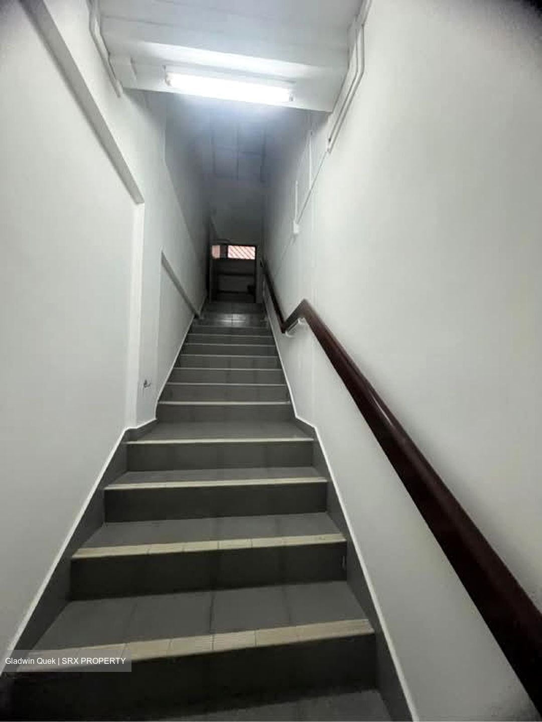 Jurong West Street 92 (D22), Office #558864661